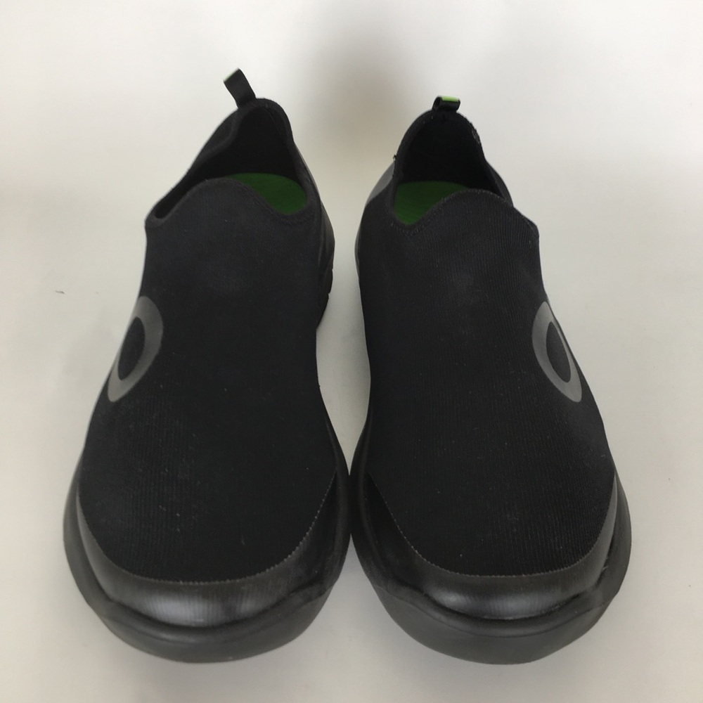 OOFOS Men’s OOmg EeZee Low Recovery Shoes Black Comfort Slip On Loafers Size 12 - Picture 4 of 13